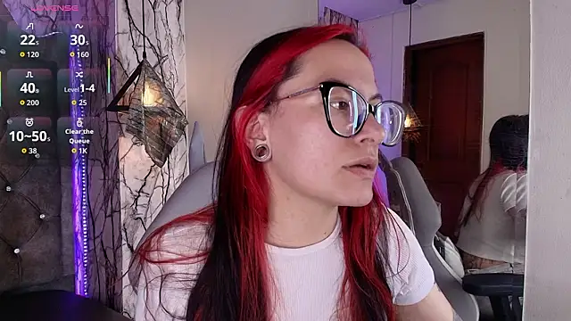 Zami Escobar of online show from 03/04/26, 04:59