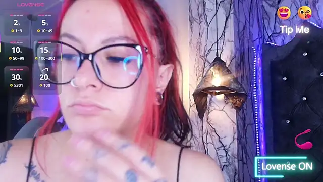 Zami Escobar of online show from 03/26/26, 05:55