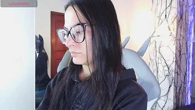 Zami Escobar of online show from 10/14/25, 07:03