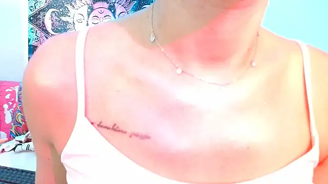 lilithxy online show from 10/20/25, 05:35