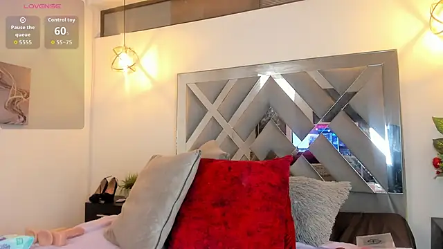 Candy Hott7 online show from 11/05/25, 08:01