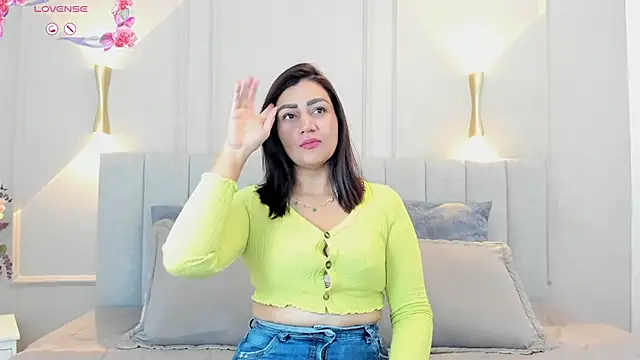 victoria bourne online show from 10/25/25, 07:14