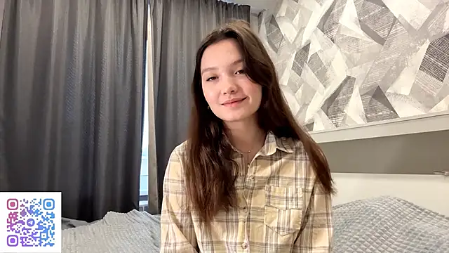 Snapshot of KiraVelvet chatting on 11/09/25, 09:24 KiraVelvet online show from 11/09/25, 09:24