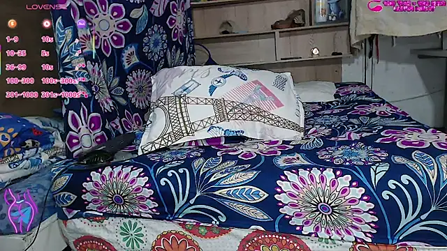 Snapshot of luisafe2025 chatting on 10/17/25, 02:19 luisafe2025 online show from 10/17/25, 02:19