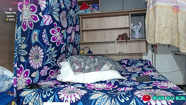 Snapshot of luisafe2025 chatting on 09/30/25, 01:39 luisafe2025 online show from 09/30/25, 01:39