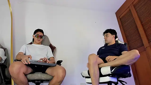 sotooliver3 online show from 02/26/26, 10:10