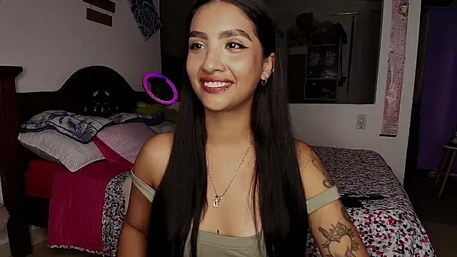 Snapshot of mia_yireth chatting on 09/18/25, 12:35 mia yireth online show from 09/18/25, 12:35