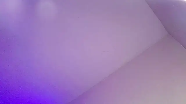 mia yireth online show from 05/18/26, 02:01