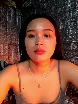 Lili lovely online show from 12/01/25, 01:50