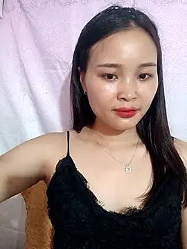 Snapshot of Lili_lovely chatting on 09/22/25, 03:12 Lili lovely online show from 09/22/25, 03:12