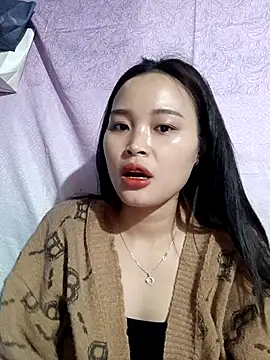 Lili lovely online show from 11/19/25, 01:16