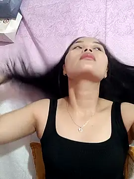 Lili lovely online show from 10/26/25, 01:17