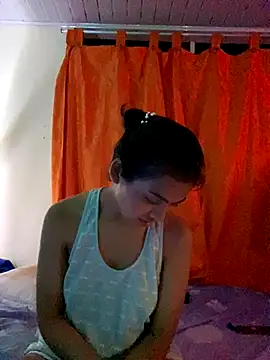 Nezuko-uWux online show from 10/17/25, 05:44