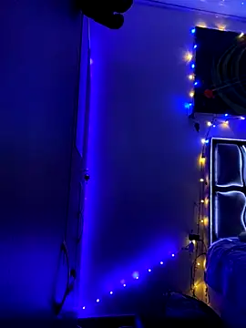 Nezuko-uWux online show from 10/09/25, 05:30