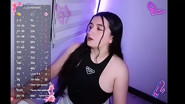 DanniG2000  online show from 11/25/25, 03:29