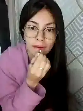 Snapshot of Kylie_Rivers chatting on 10/12/25, 11:11 Kylie Rivers online show from 10/12/25, 11:11