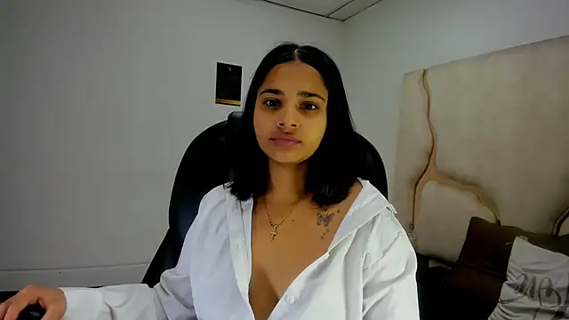 ScarletDoll online show from 10/20/25, 02:46