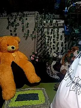 Snapshot of emali_baba chatting on 04/03/26, 05:08 emali baba online show from 04/03/26, 05:08