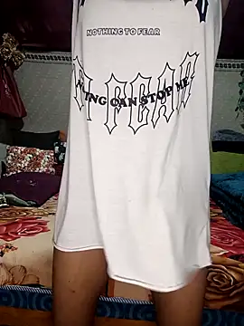 Snapshot of emali_baba chatting on 04/12/26, 06:05 emali baba online show from 04/12/26, 06:05