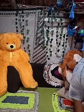 Snapshot of emali_baba chatting on 02/14/26, 07:08 emali baba online show from 02/14/26, 07:08