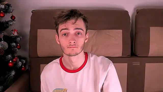 spider    man online show from 12/18/25, 04:11