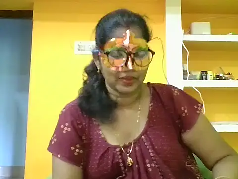 Snapshot of kavya1 chatting on 09/14/25, 05:19 kavya1 online show from 09/14/25, 05:19