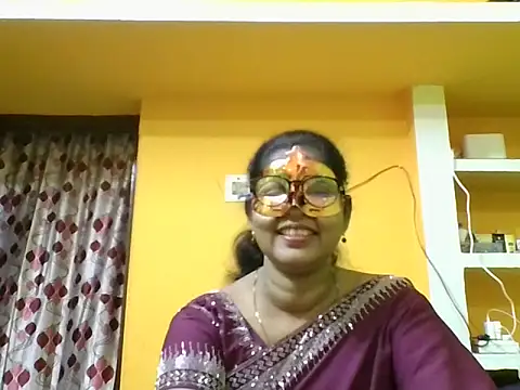 Snapshot of kavya1 chatting on 09/20/25, 06:24 kavya1 online show from 09/20/25, 06:24