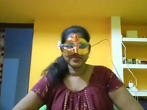 Snapshot of kavya1 chatting on 09/22/25, 12:44 kavya1 online show from 09/22/25, 12:44