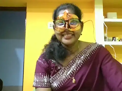 Snapshot of kavya1 chatting on 09/14/25, 06:08 kavya1 online show from 09/14/25, 06:08