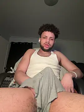 Snapshot of Troydaddy578 chatting on 02/21/26, 03:19 Troydaddy578 online show from 02/21/26, 03:19