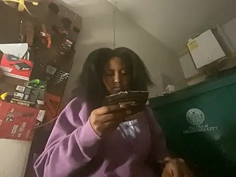 princesslivv online show from 10/24/25, 07:02