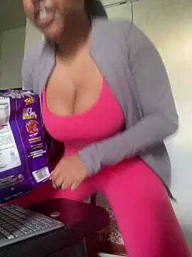 princesslivv online show from 04/25/26, 12:13