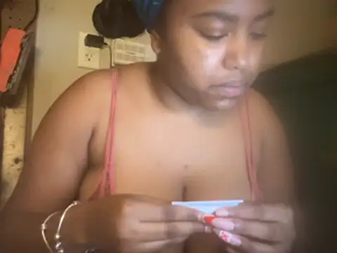 princesslivv online show from 04/14/26, 02:05