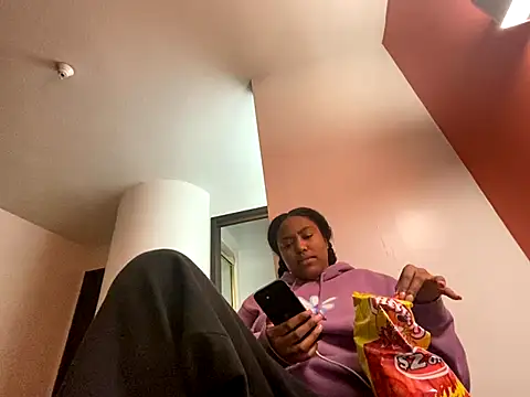 princesslivv online show from 11/05/25, 12:47