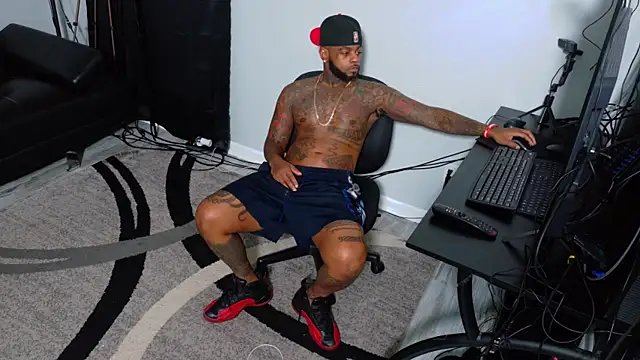 SLANGONDEMHOES online show from 11/15/25, 09:30