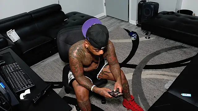 SLANGONDEMHOES online show from 02/18/26, 12:19