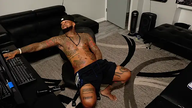 SLANGONDEMHOES online show from 02/10/26, 07:51