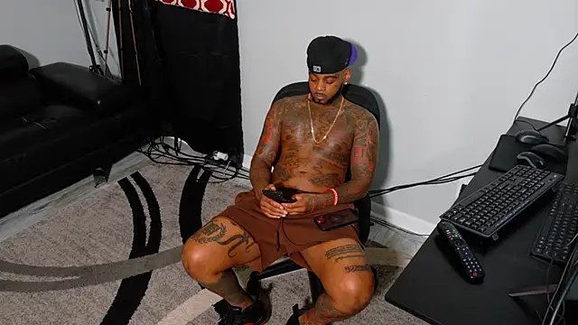 SLANGONDEMHOES online show from 11/20/25, 05:46