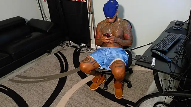 SLANGONDEMHOES online show from 11/06/25, 07:18