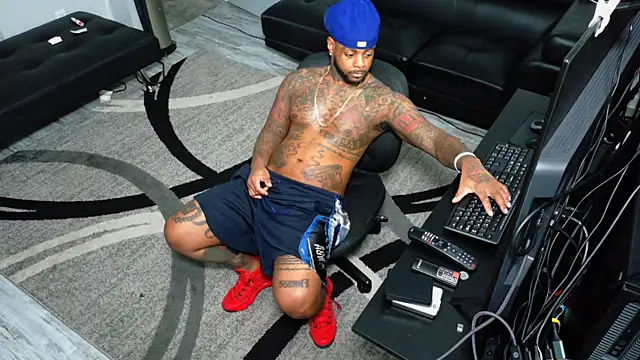 SLANGONDEMHOES online show from 01/14/26, 02:15