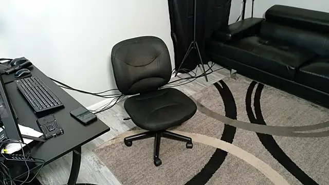 SLANGONDEMHOES online show from 10/22/25, 05:01