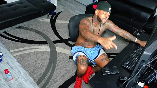 SLANGONDEMHOES online show from 12/19/25, 03:36