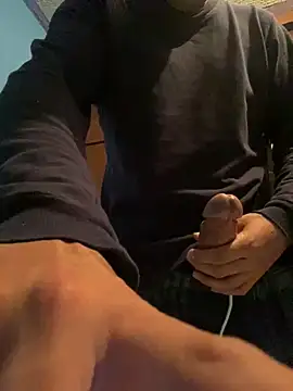 Snapshot of zzagreo chatting on 09/18/25, 06:49 zzagreo online show from 09/18/25, 06:49