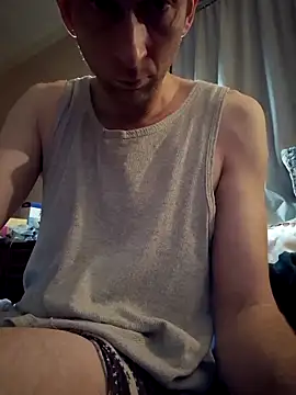 mresquared online show from 04/15/26, 03:56