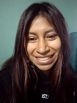 Snapshot of Pocahontas_tw chatting on 10/03/25, 12:39 Pocahontas tw online show from 10/03/25, 12:39