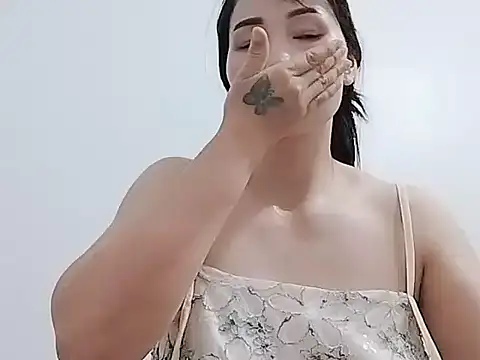 Siglemom sexy online show from 04/18/26, 12:40