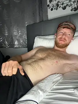 bailey mcvicar online show from 10/18/25, 04:03