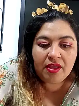 Snapshot of curvy_diva_ chatting on 10/05/25, 11:56 curvy diva online show from 10/05/25, 11:56