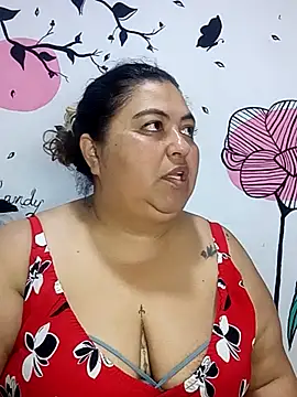 Snapshot of curvy_diva_ chatting on 10/12/25, 11:22 curvy diva online show from 10/12/25, 11:22