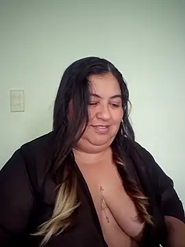 Snapshot of curvy_diva_ chatting on 04/14/26, 10:15 curvy diva online show from 04/14/26, 10:15